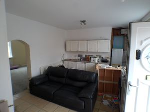 Photo 6- click for photo gallery